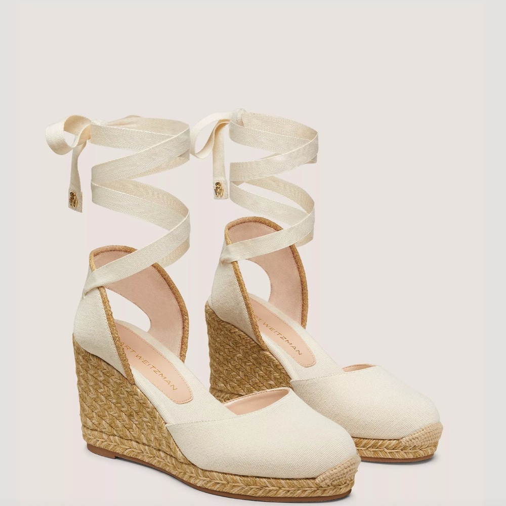Stuart Weitzman Marguerita Wedge in Canvas - Size 9.5